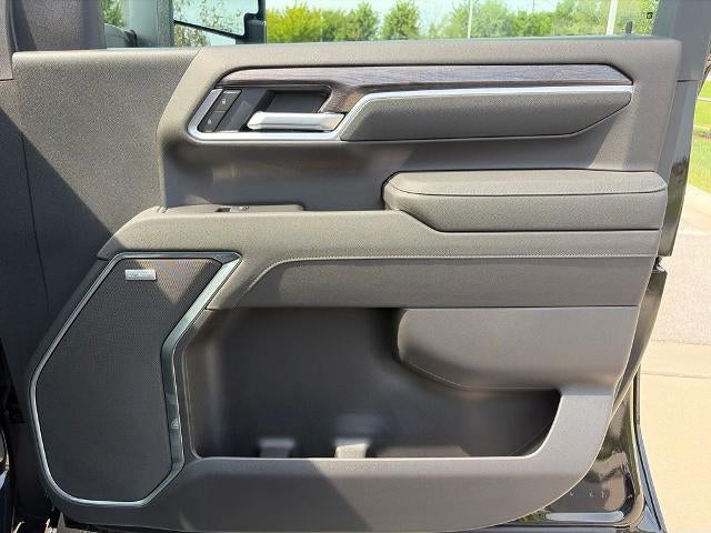 2026 Chevrolet Silverado 3500 HD Crew Cab Long Box 4-Wheel Drive LTZ