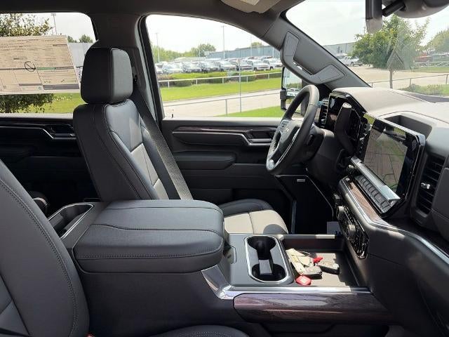2026 Chevrolet Silverado 3500 HD Crew Cab Long Box 4-Wheel Drive LTZ