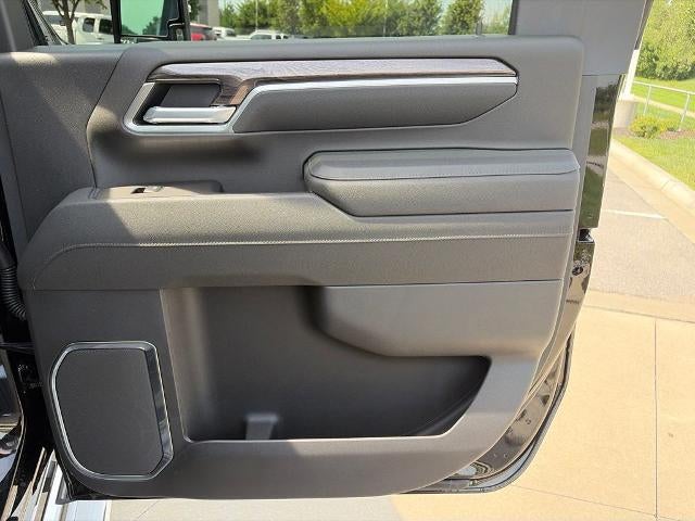 2026 Chevrolet Silverado 3500 HD Crew Cab Long Box 4-Wheel Drive LTZ
