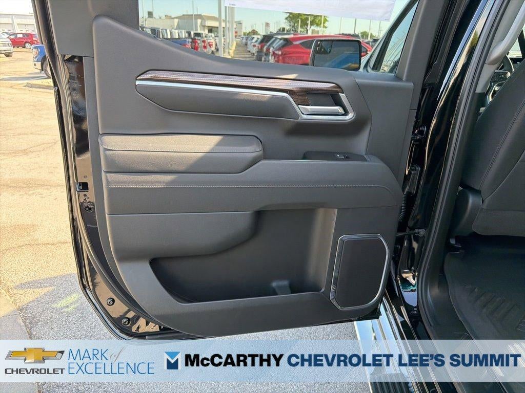 2026 Chevrolet Silverado 1500 Crew Cab Short Box 4-Wheel Drive LT 1LT