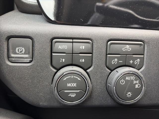 2026 Chevrolet Silverado 1500 Crew Cab Short Box 4-Wheel Drive LT 1LT