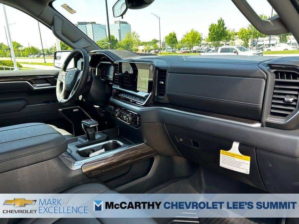 2026 Chevrolet Silverado 1500 Crew Cab Short Box 4-Wheel Drive RST