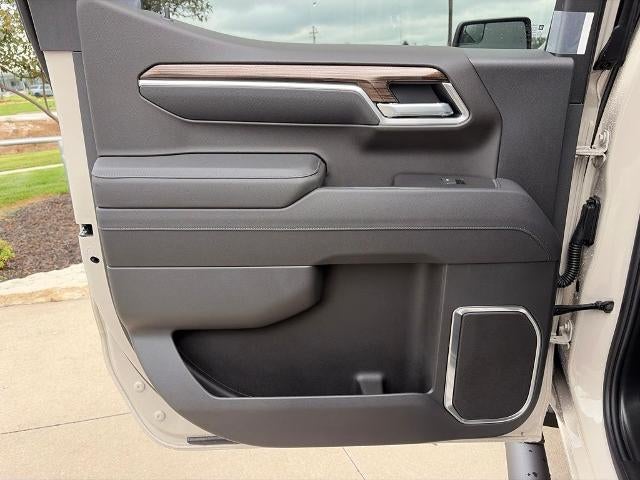 2026 Chevrolet Silverado 1500 Crew Cab Short Box 4-Wheel Drive RST