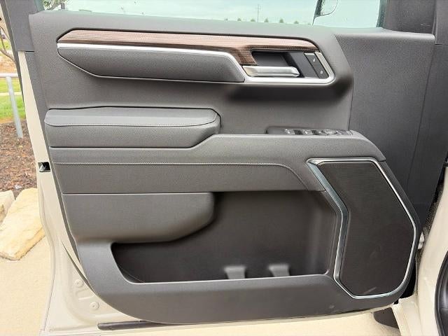 2026 Chevrolet Silverado 1500 Crew Cab Short Box 4-Wheel Drive RST