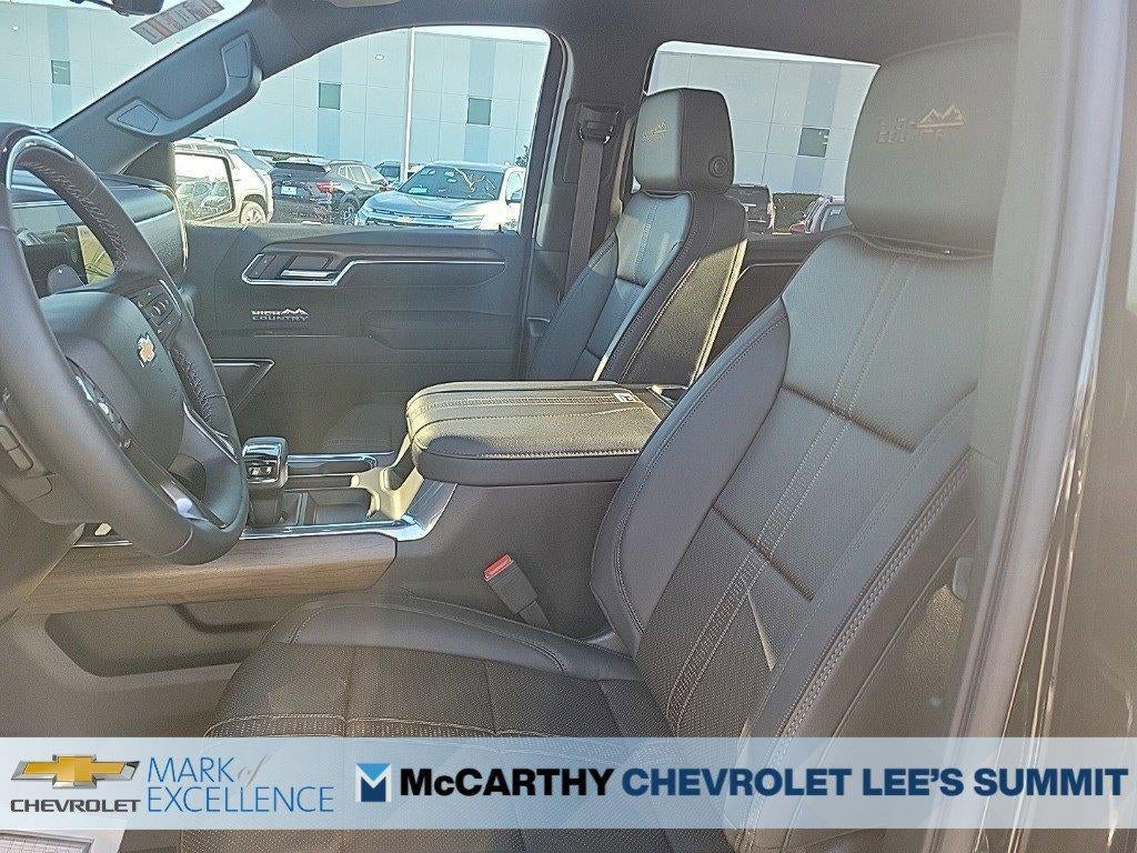 2026 Chevrolet Silverado 1500 Crew Cab Short Box 4-Wheel Drive High Country