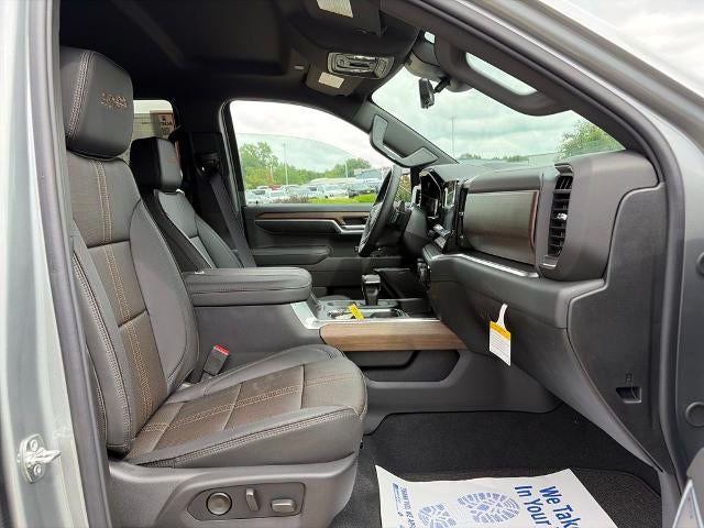 2026 Chevrolet Silverado 1500 Crew Cab Short Box 4-Wheel Drive High Country