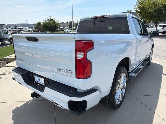 2026 Chevrolet Silverado 1500 Crew Cab Short Box 4-Wheel Drive High Country