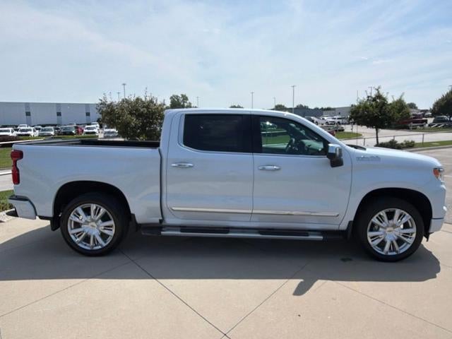2026 Chevrolet Silverado 1500 Crew Cab Short Box 4-Wheel Drive High Country