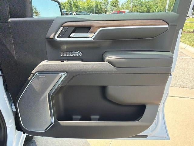 2026 Chevrolet Silverado 1500 Crew Cab Short Box 4-Wheel Drive High Country