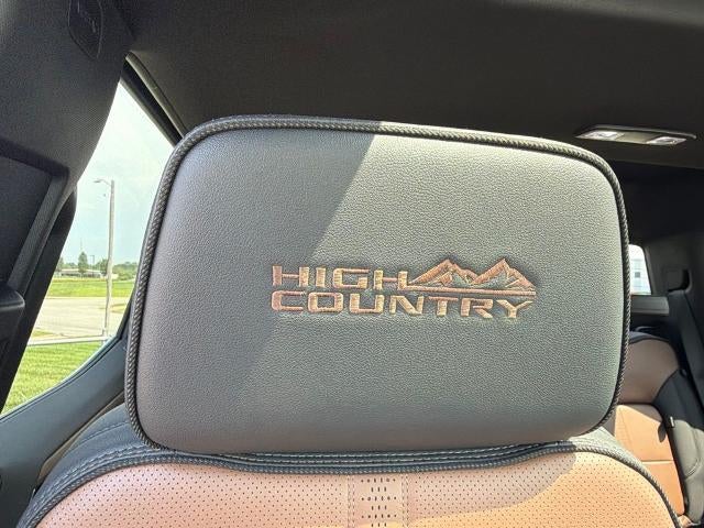 2026 Chevrolet Silverado 1500 Crew Cab Short Box 4-Wheel Drive High Country