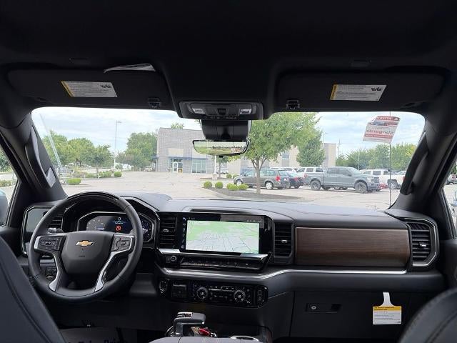 2026 Chevrolet Silverado 1500 Crew Cab Short Box 4-Wheel Drive High Country