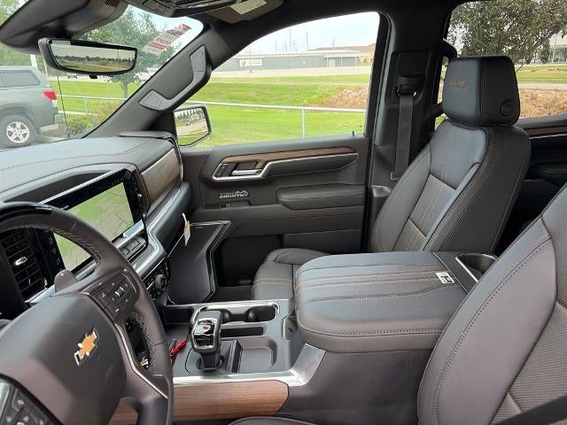 2026 Chevrolet Silverado 1500 Crew Cab Short Box 4-Wheel Drive High Country