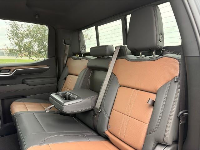 2026 Chevrolet Silverado 1500 Crew Cab Short Box 4-Wheel Drive High Country