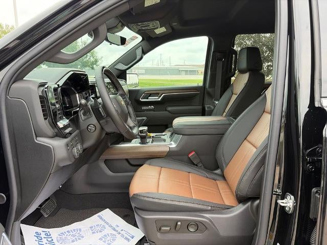 2026 Chevrolet Silverado 1500 Crew Cab Short Box 4-Wheel Drive High Country