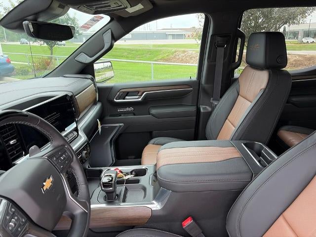 2026 Chevrolet Silverado 1500 Crew Cab Short Box 4-Wheel Drive High Country