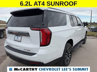 2022 GMC Yukon XL AT4