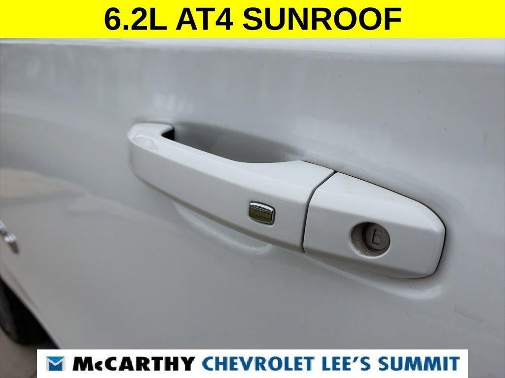 2022 GMC Yukon XL AT4