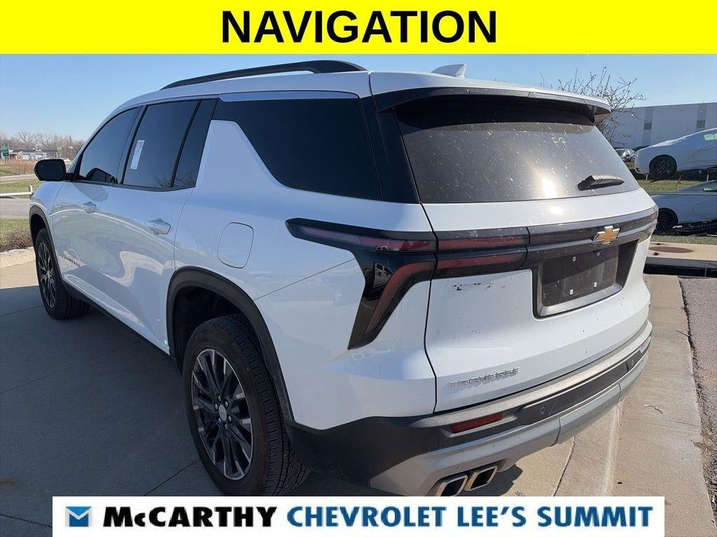 2024 Chevrolet Traverse LT