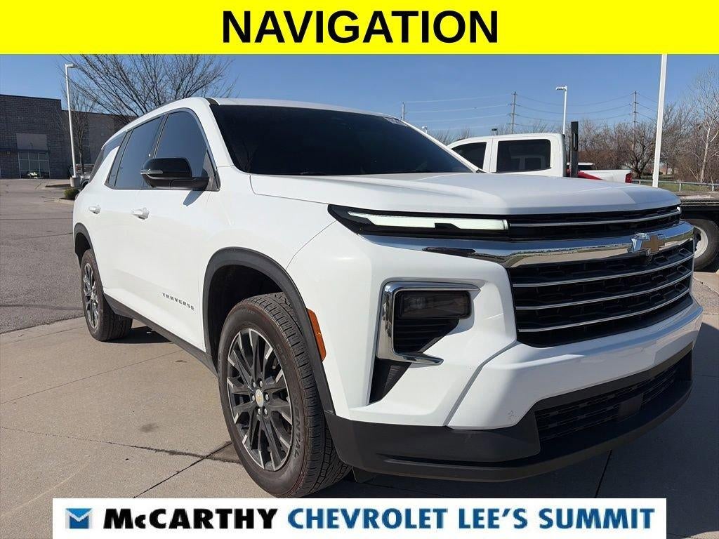 2024 Chevrolet Traverse LT
