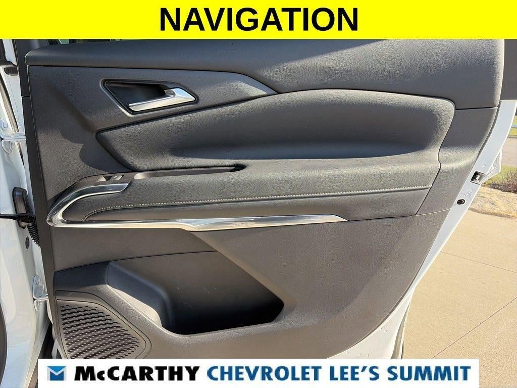 2024 Chevrolet Traverse LT