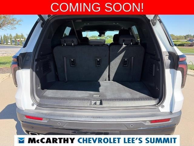 2024 Chevrolet Traverse LT