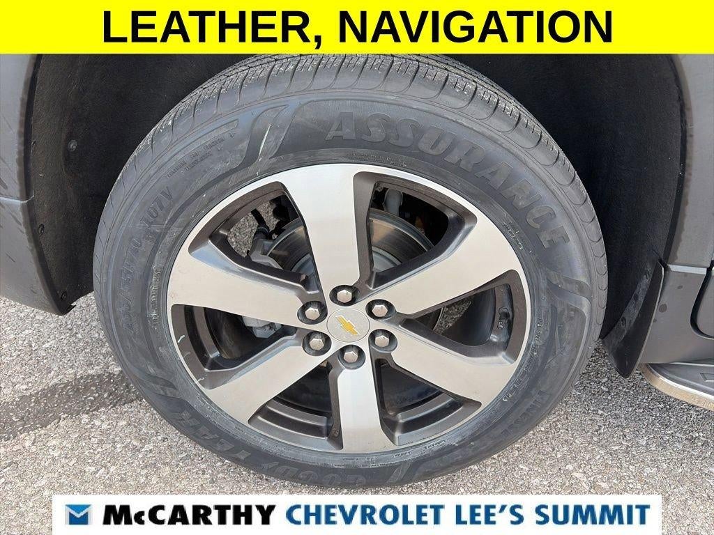 2022 Chevrolet Traverse LT Leather