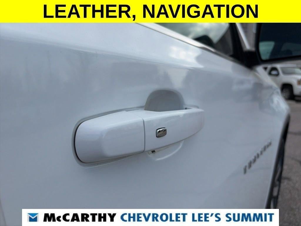 2022 Chevrolet Traverse LT Leather