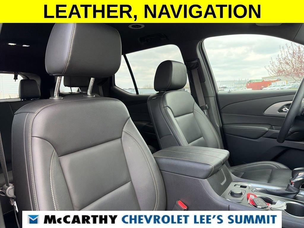 2022 Chevrolet Traverse LT Leather