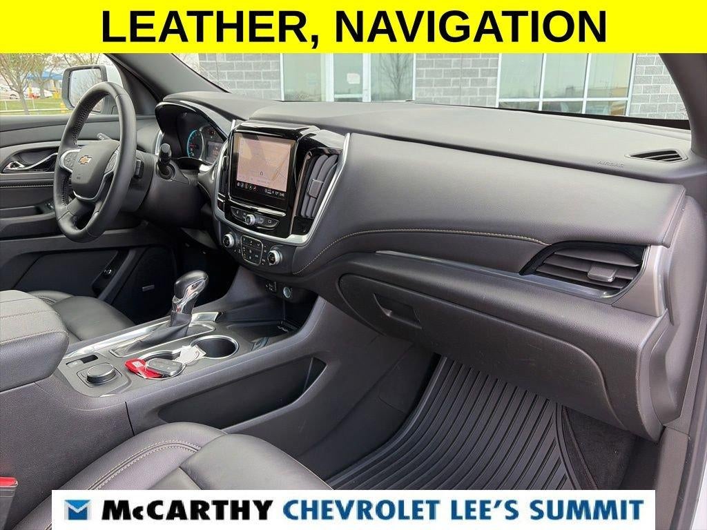 2022 Chevrolet Traverse LT Leather