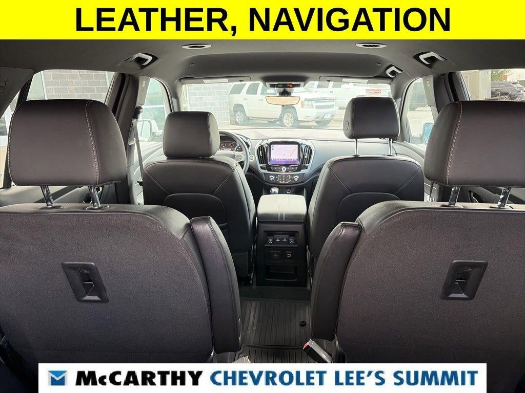 2022 Chevrolet Traverse LT Leather