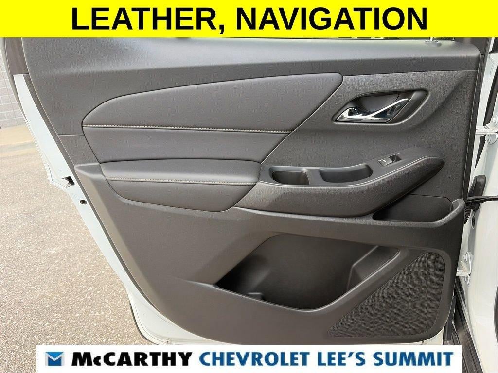 2022 Chevrolet Traverse LT Leather