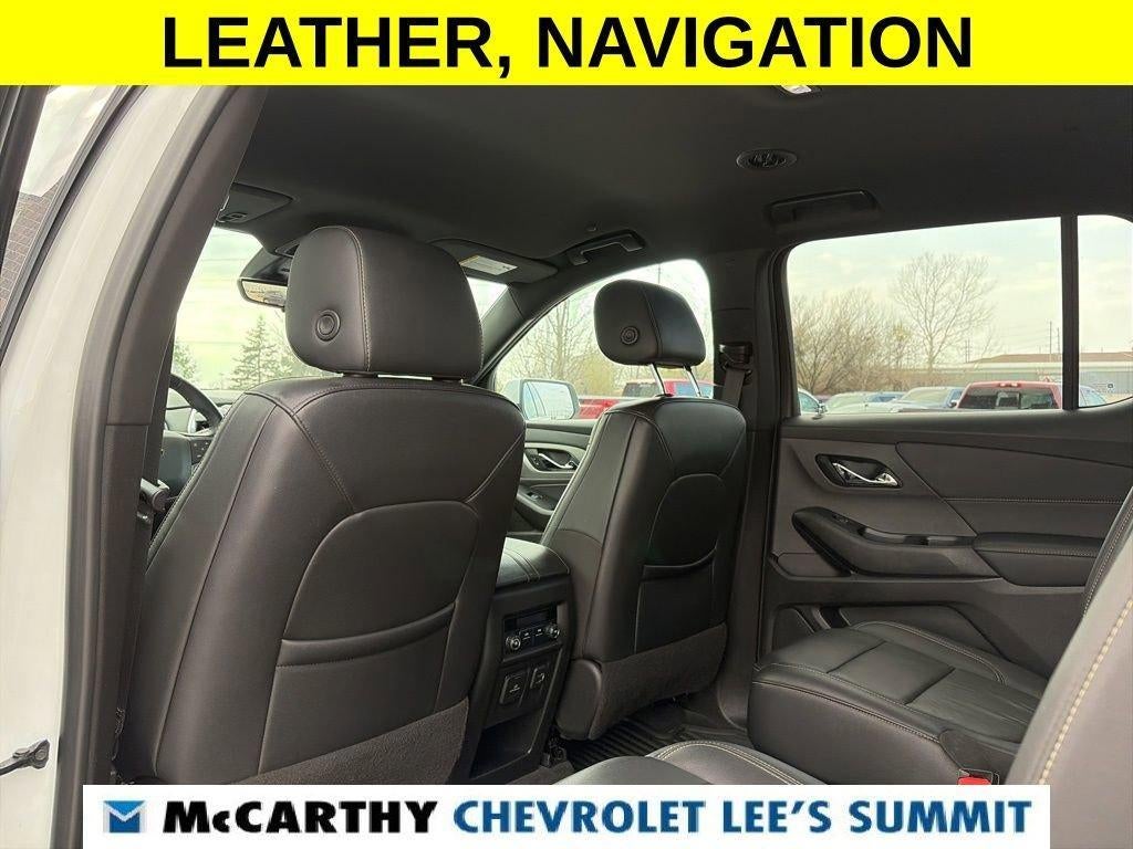2022 Chevrolet Traverse LT Leather
