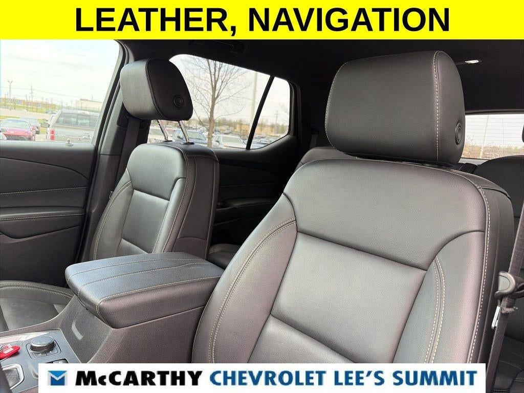 2022 Chevrolet Traverse LT Leather