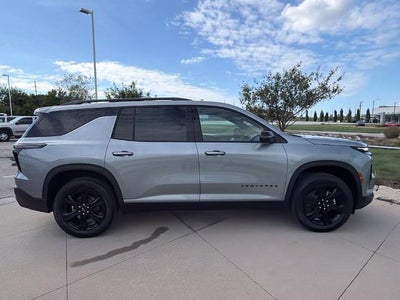 2027 Chevrolet Traverse LT w/2LT