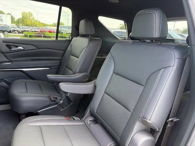2027 Chevrolet Traverse LT w/2LT