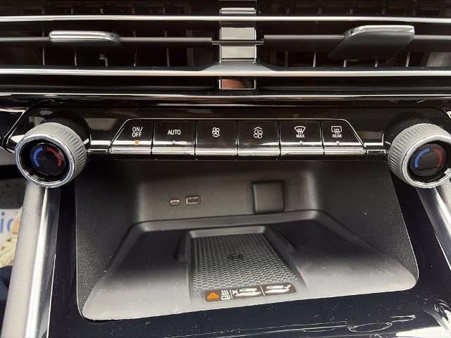 2027 Chevrolet Traverse LT w/2LT
