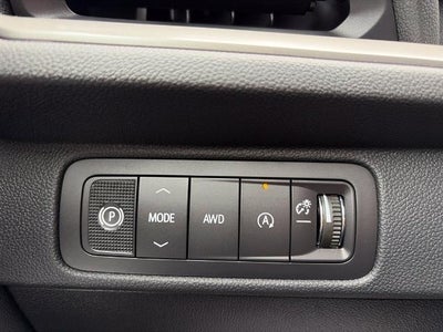 2027 Chevrolet Traverse LT w/2LT