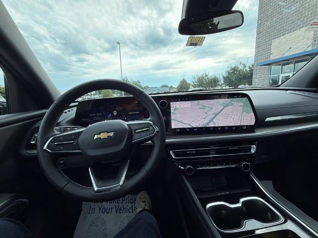 2027 Chevrolet Traverse LT w/2LT
