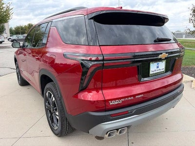 2027 Chevrolet Traverse LT w/2LT