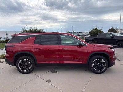 2027 Chevrolet Traverse LT w/2LT