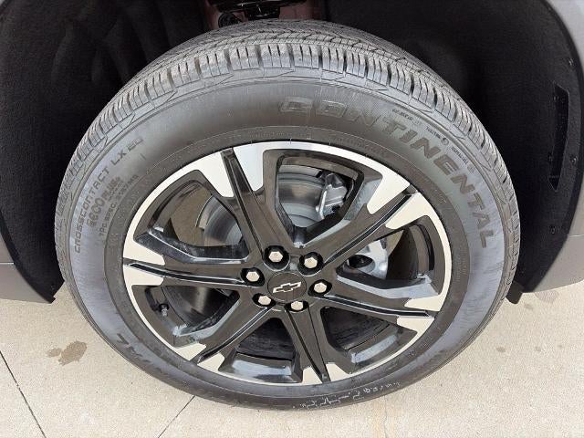 2027 Chevrolet Traverse LT w/2LT