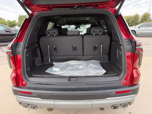 2027 Chevrolet Traverse LT w/2LT