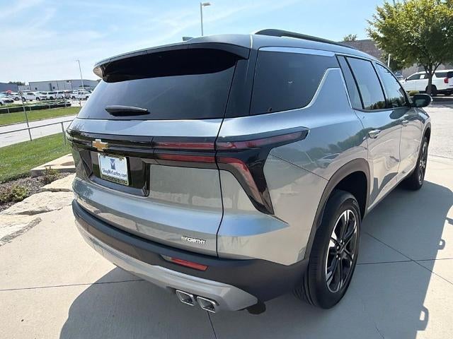 2027 Chevrolet Traverse LT w/2LT