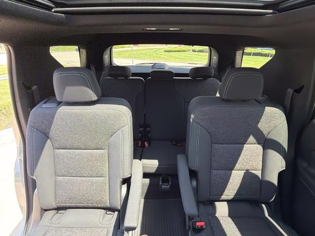 2027 Chevrolet Traverse LT w/2LT