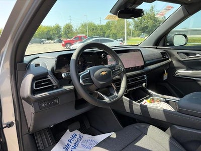 2027 Chevrolet Traverse LT w/2LT