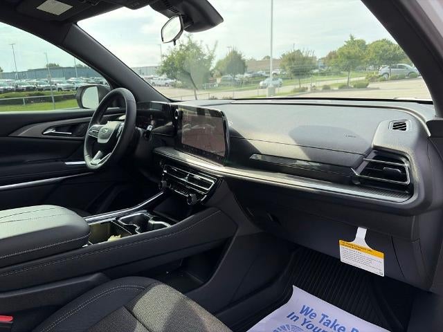 2027 Chevrolet Traverse LT w/2LT