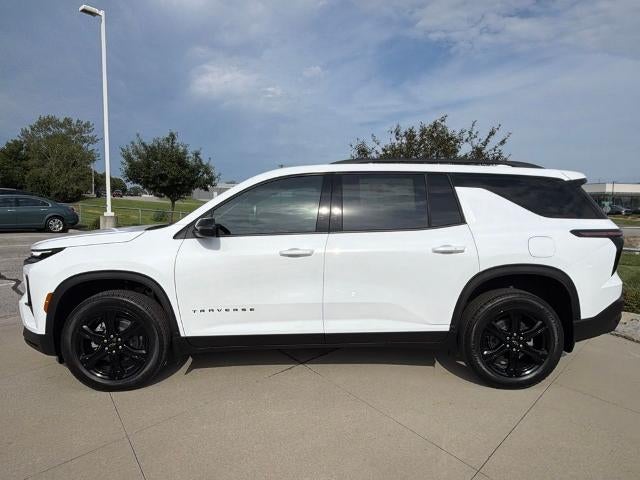 2027 Chevrolet Traverse LT w/2LT