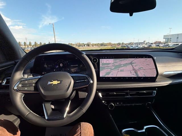 2027 Chevrolet Traverse LT w/2LT