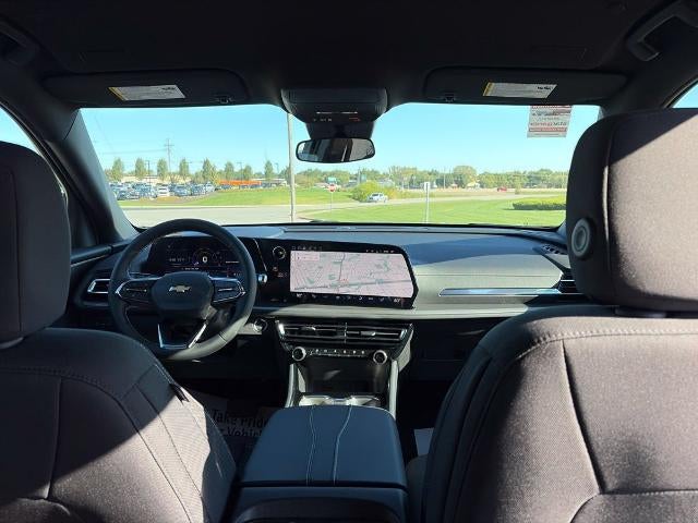 2027 Chevrolet Traverse LT w/2LT