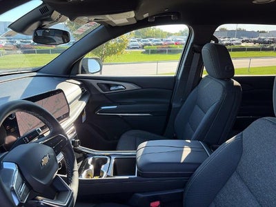 2027 Chevrolet Traverse LT w/2LT